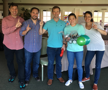 pandora-world-record high-tech team building