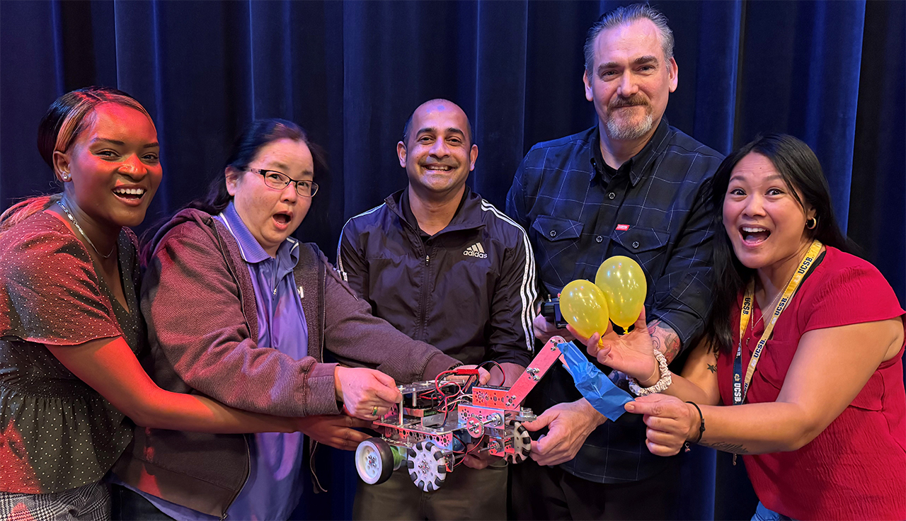 KVIE 72 KVIE-6 Robot Build Teambuilding